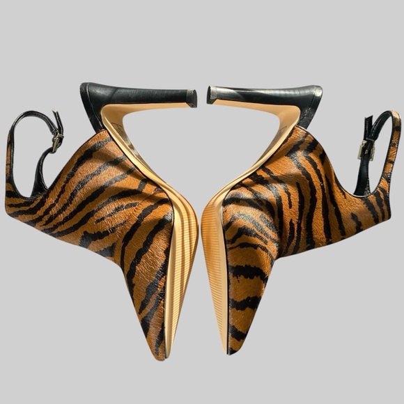 White House Black Market Tiger Animal Print Calf Hair Slingback Bootie Mule 7 M - Picture 12 of 13